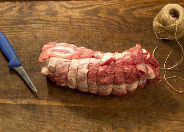 Rollbraten Hals