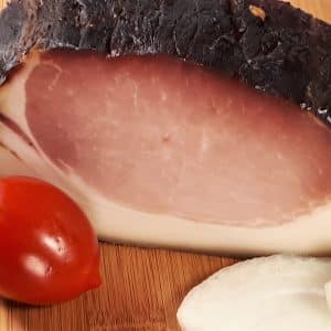 Bauerngeräuchertes Karree im Stück
